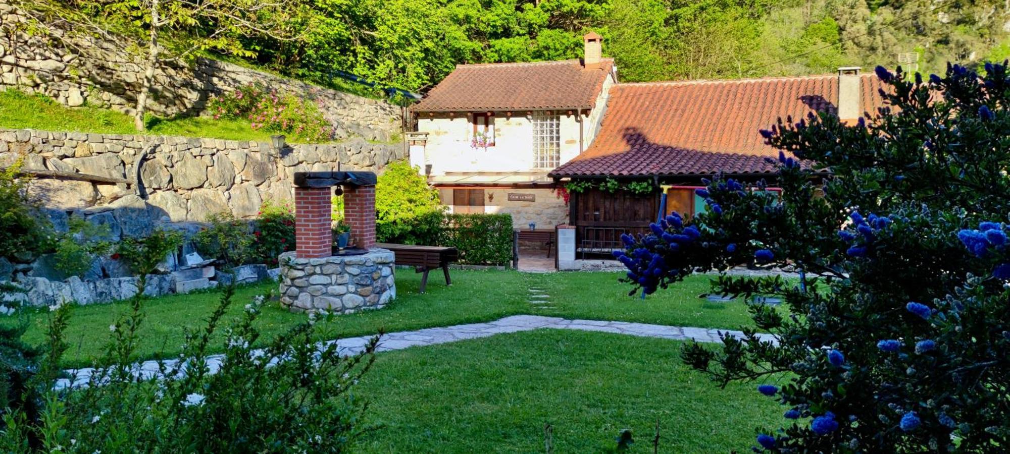 Apartamentos Rurales La Tabla Альес Экстерьер фото