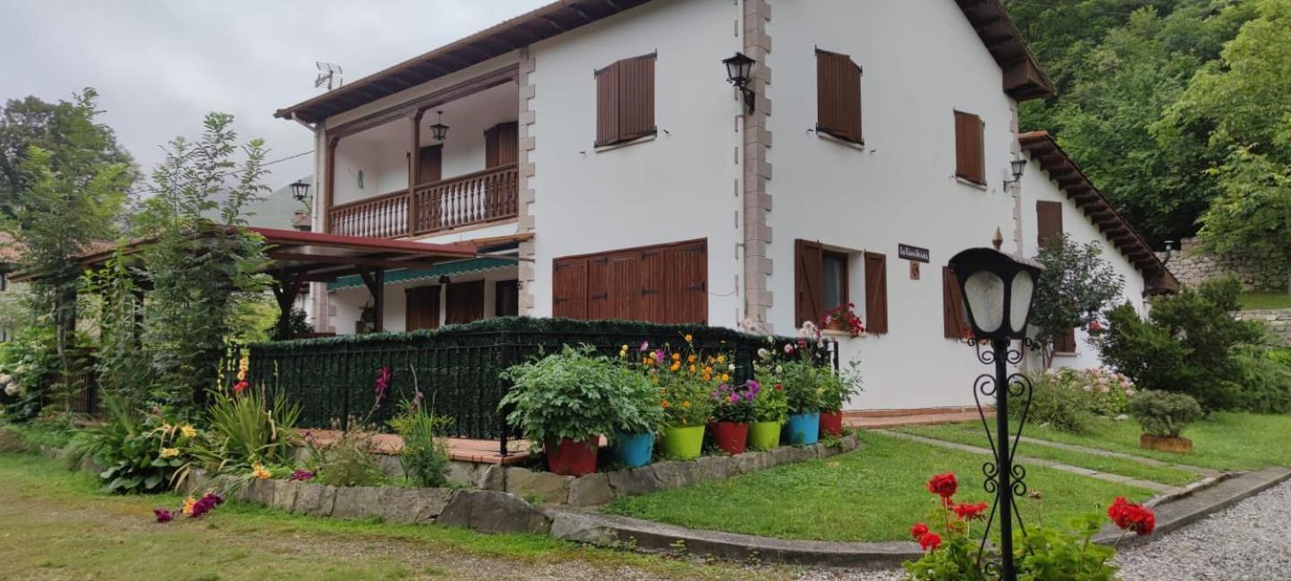 Apartamentos Rurales La Tabla Альес Экстерьер фото