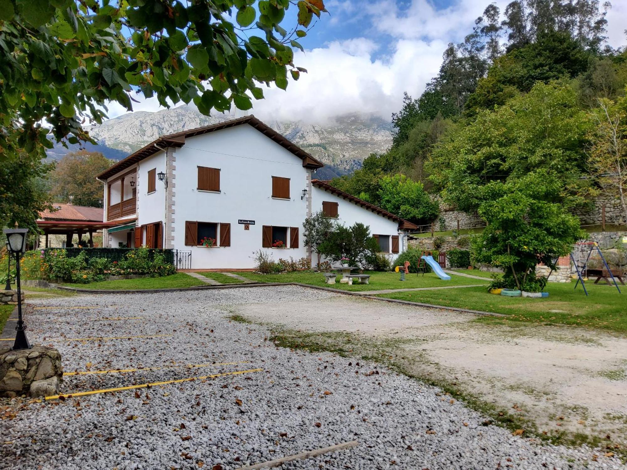 Apartamentos Rurales La Tabla Альес Экстерьер фото